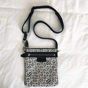 •COACH• NY Black & White Crossbag